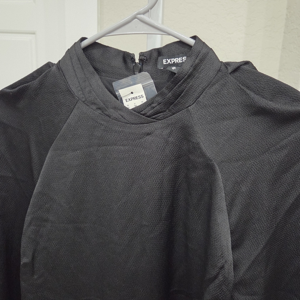 EXPRESS WOMEN'S BLACK MOCK MECH COCKTAIL DRESS SIZE MEDIUM NWT - Picture 4 of 10